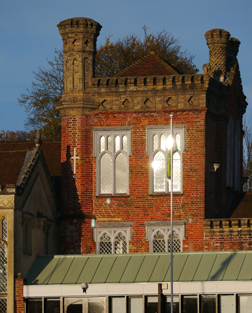 Hoe-Bridge-School-Facilities-Chapel.jpg